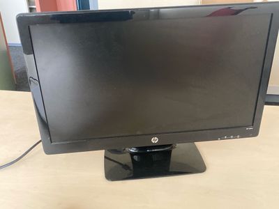 Ecran d'ordinateur de la marque HP. sans alimentation