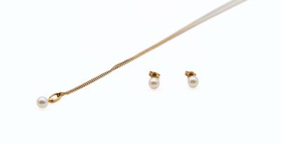 gold plated necklace and earring set with pearl beads