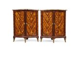 paire de commodes de style Louis II, ornées de marqueterie et de gilborn