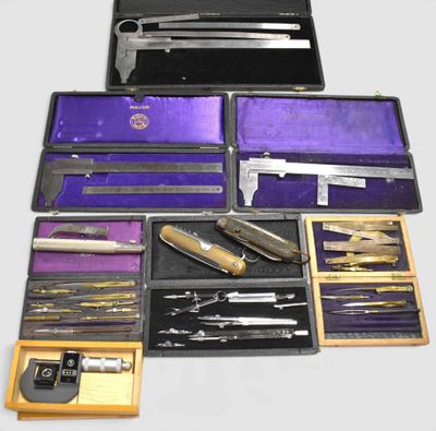 many different types of tools in a case