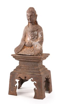 STATUETTE de bouddha en fonte de fer.