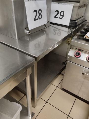 Table inox avec tablette inférieure, L : 128