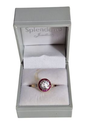 Bague en or ornée en serti clos d'un zircon environ 1 carat … - Photo 1