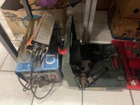 Lot d'outillage et matériel de bricolage. (photo 5)