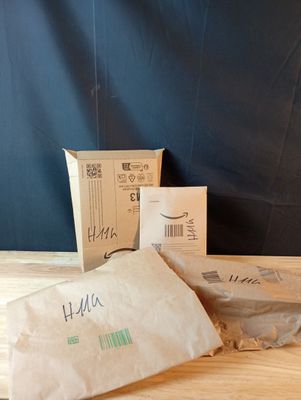 Lot de 4 colis Mystere (Retour Amazon,NPAI, Adresse incomple…