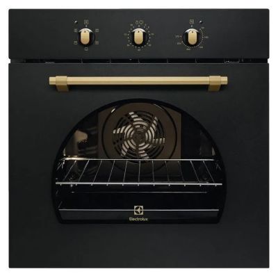 une image représentant un four noir dont la porte est ouverte