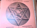 un livre sur lequel figure une étoile de David
