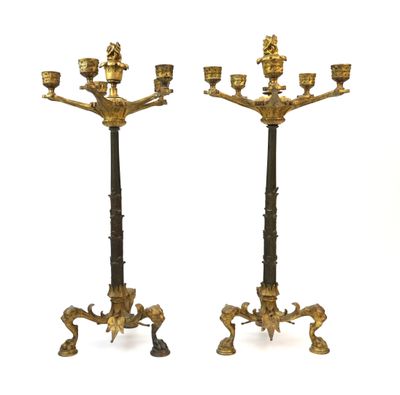 paire de candélabres anciens en laiton avec oiseaux et fleurs
