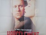 une image représentant une affiche de film sur laquelle un homme embrasse une femme