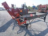 une image représentant un tracteur avec une remorque attelée à l'arrière