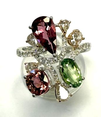 Bague Cocktail EN OR Blanc Tourmalines Roses, Verte ET Diama…