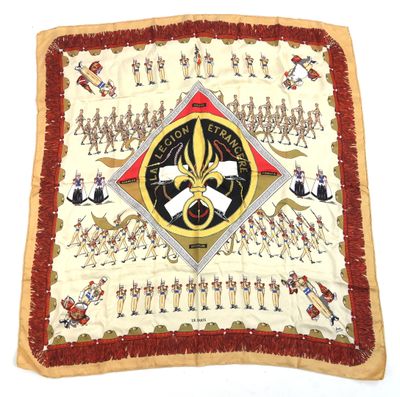 une photo d'un coussin décoratif sur lequel figurent des soldats