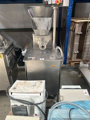 1 formeuse à samoussa ANKO HLT 700 KL de 2019 avec 2 refroid…