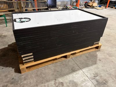 un lot de panneaux photovoltaïques comprenant environ vingt panneaux d - Photo 1