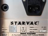un gros plan d'une machine Starvacc sur laquelle est apposée une étiquette