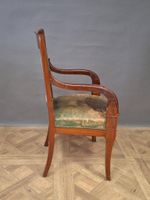 Fauteuil en acajou et placage d'acajou garni de cuir vert, l… (photo 3)