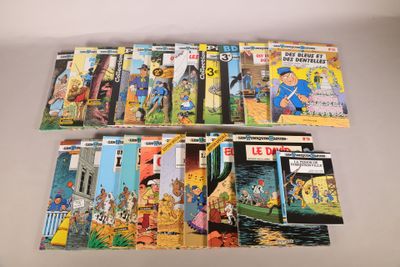 beaucoup de livres pour enfants qui se trouvent sur la table