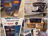 plusieurs photos montrant divers appareils électroménagers exposés dans un magasin