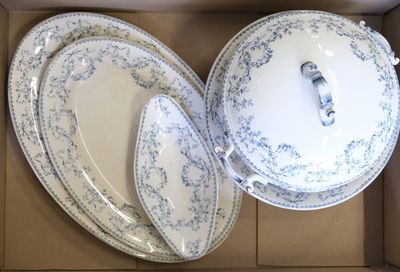 a box that has a bunch of plates in it