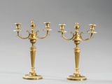 paire de candélabres anciens en laiton avec bougeoirs