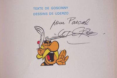une photo d'un livre sur lequel figure l'image d'un personnage de dessin animé