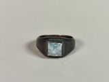 an image of a ring with a stone in it