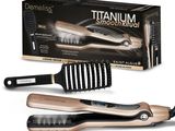 une brosse à cheveux et un peigne posés devant une boîte