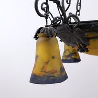MULLER Frères, Lunéville. Lustre à monture en fer forgé à dé… (photo 3)