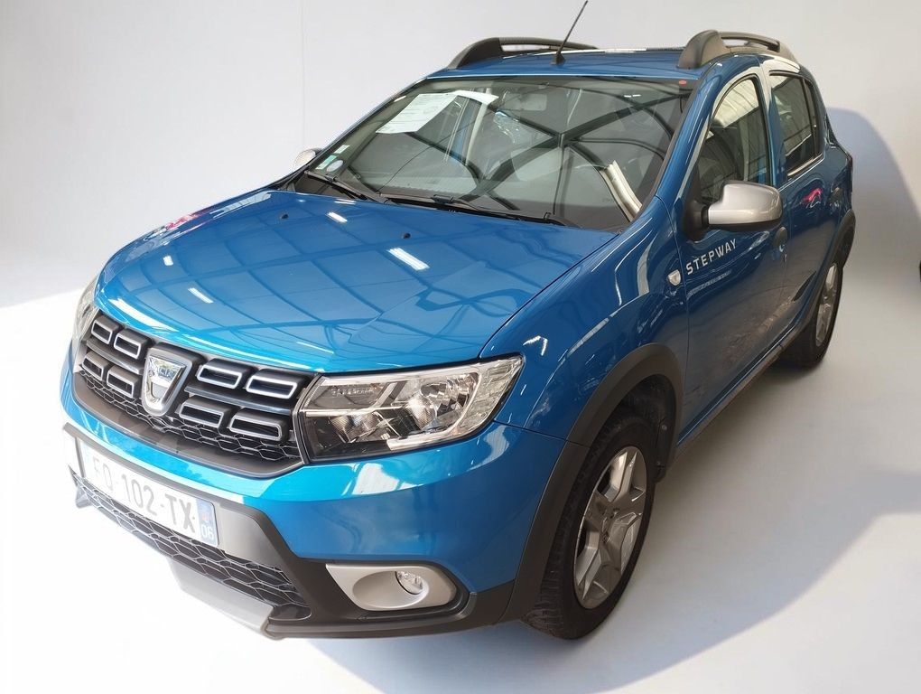 VP DACIA SANDERO 1.0 TCE 100 STEPWAY 5P Kilomètres au compte…