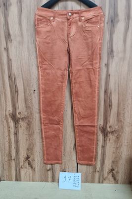 Lot de 56 pantalons femme ? Tailles diffrentes