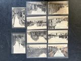 plusieurs photographies en noir et blanc représentant des personnes sur un pont sous la neige