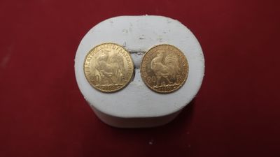a pair of gold sovereign sovereign sovereign sovereign sovereign sovereign sovereign sovereign sovereign sovereign sovereign sovereign sovereign sovereign sovereign sovereign sovereign sovereign sovereign sovereign sovereign sovereign sovereign sovereign