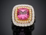 une bague en tourmaline rose et diamant