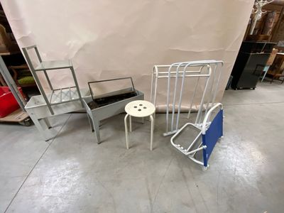 two chairs and a table in a room