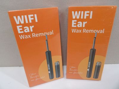 deux boîtes de kits de nettoyage des oreilles « Wi-Fi » posées sur une table