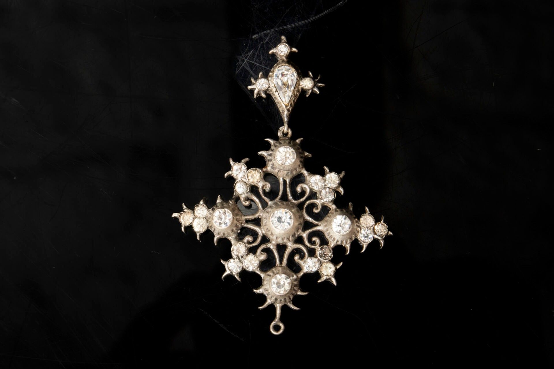 Bijoux & Pierres Précieuses