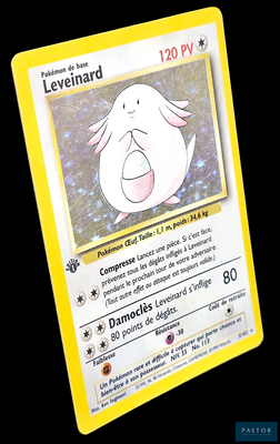 une carte Pokémon sur laquelle figure l'image d'un lapin