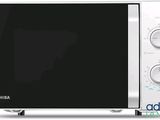 un micro-ondes blanc avec un écran noir dessus