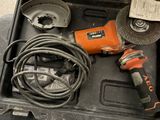 un outil qui se trouve dans une boîte à outils