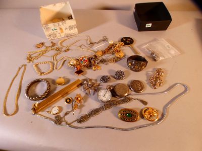 a table with a lot of jewelry on it