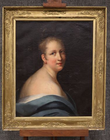 École du XIXème. « Portrait de dame ». Huile sur toile. Signée Jo...