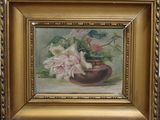 une peinture à l'huile représentant un vase avec des fleurs sur une table