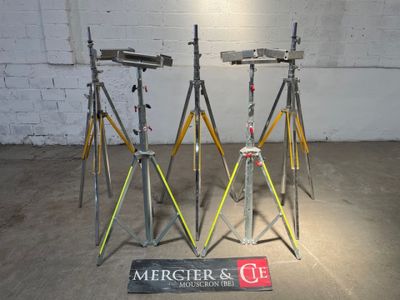 ELC EL400 - LOT DE 5 TREPIEDS POUR PROJECTEURS - Tva récupér…