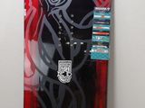 a skateboard that is sitting on a wall