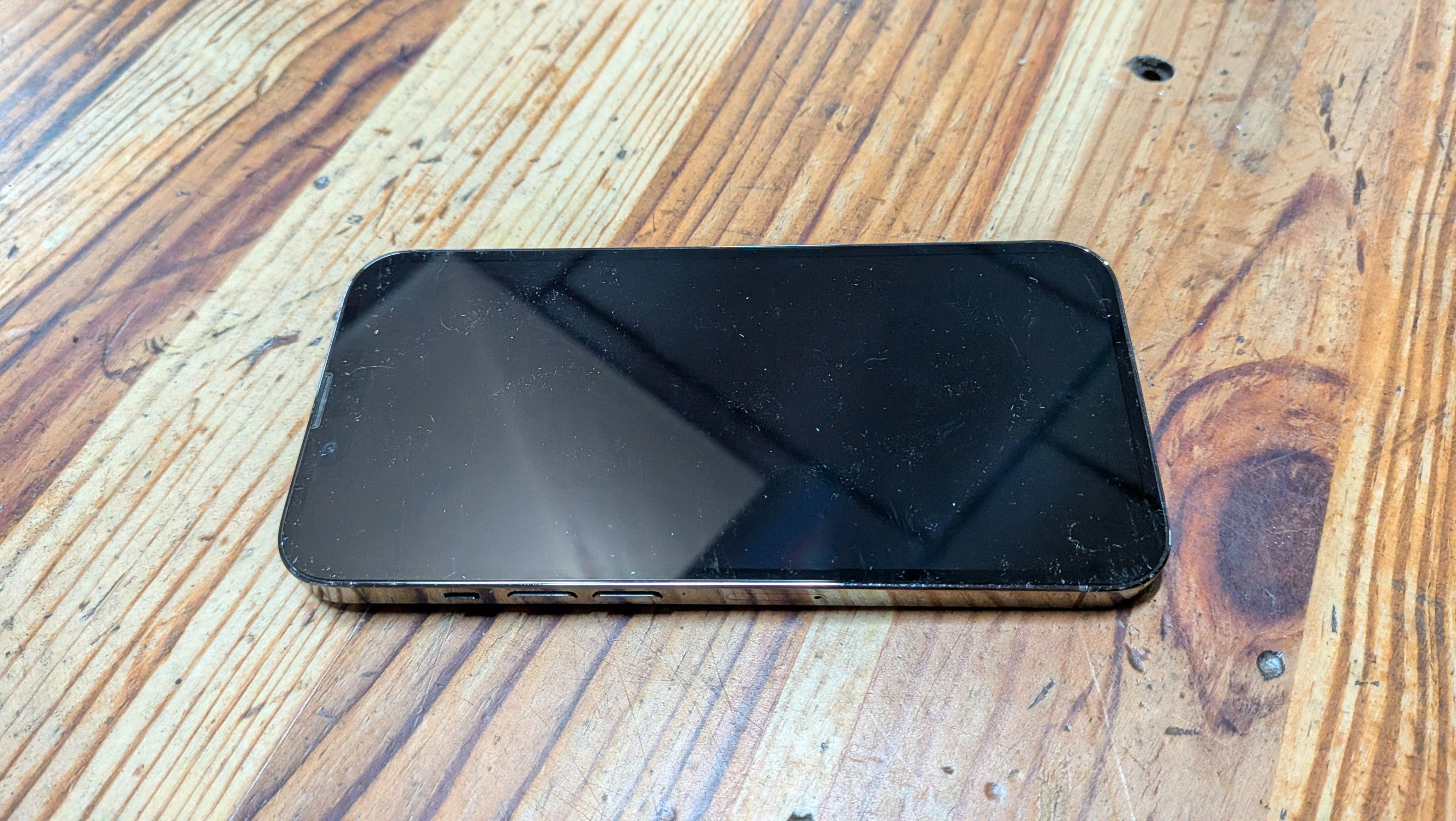 TELEPHONE PORTABLE APPLE IPHONE 15 - TVA RECUPERABLE
