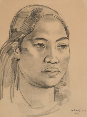 dessin représentant une femme portant un foulard et des boucles d'oreilles