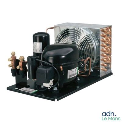 une image représentant un compresseur équipé d'un ventilateur et d'un dispositif de chauffage