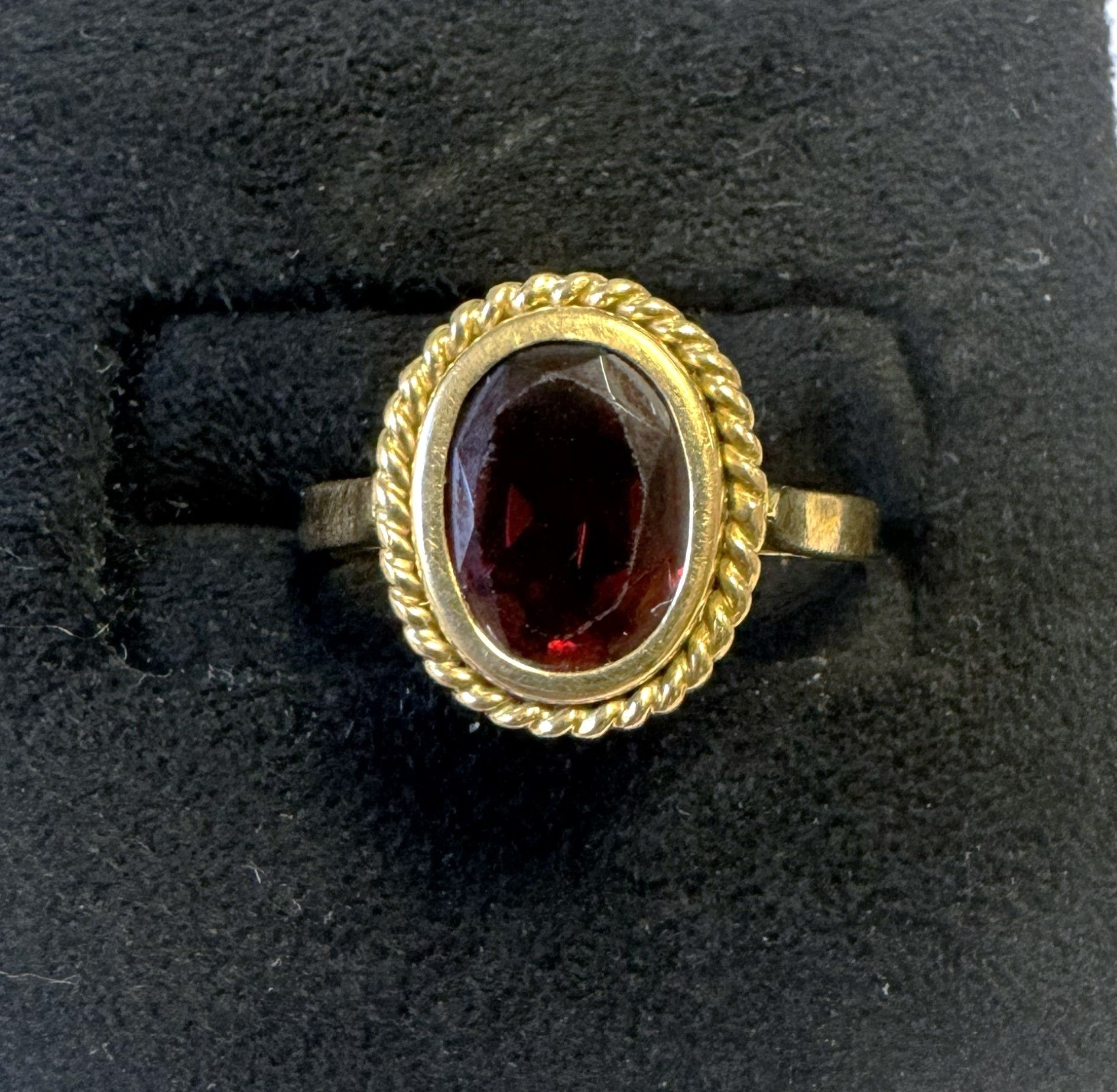 Bijoux & Pierres Précieuses