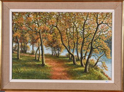 une peinture à l'huile représentant un sentier dans les bois au bord de l'eau