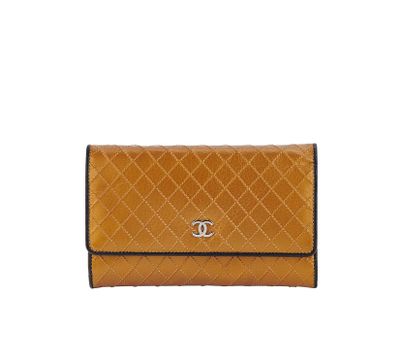 chanel quilted leather wallet bag